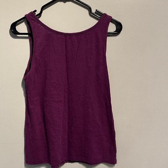 🌸Revolution Plum Tank Top with Ebony Stripes - Picture 3 of 5
